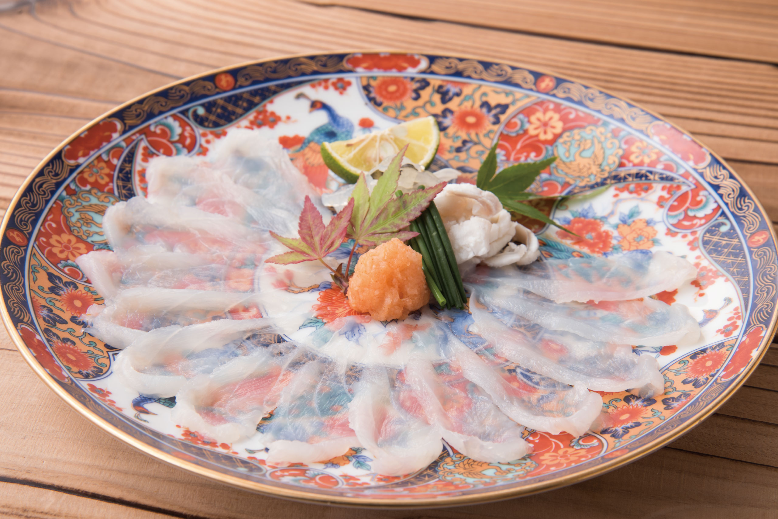 日本海庄や旬メニュー　2025年11月　　てっさ（とら河豚）　日本海庄や　㈱かんなん丸