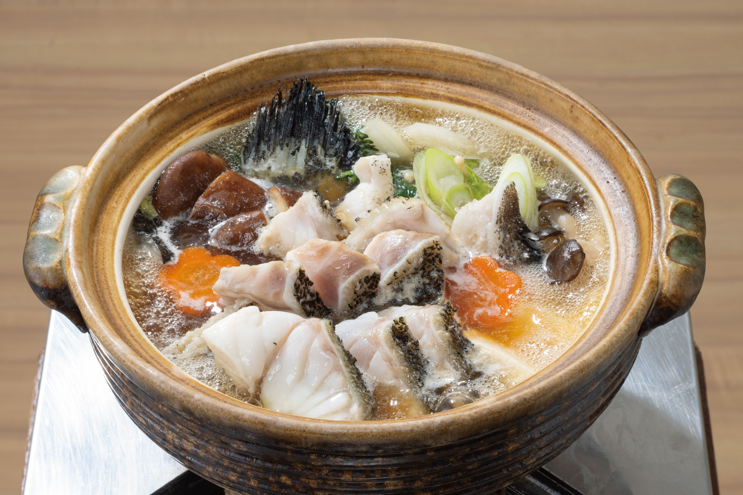 日本海庄や旬メニュー　2025年12月　海鮮　クエ鍋（一人前）　日本海庄や　㈱かんなん丸