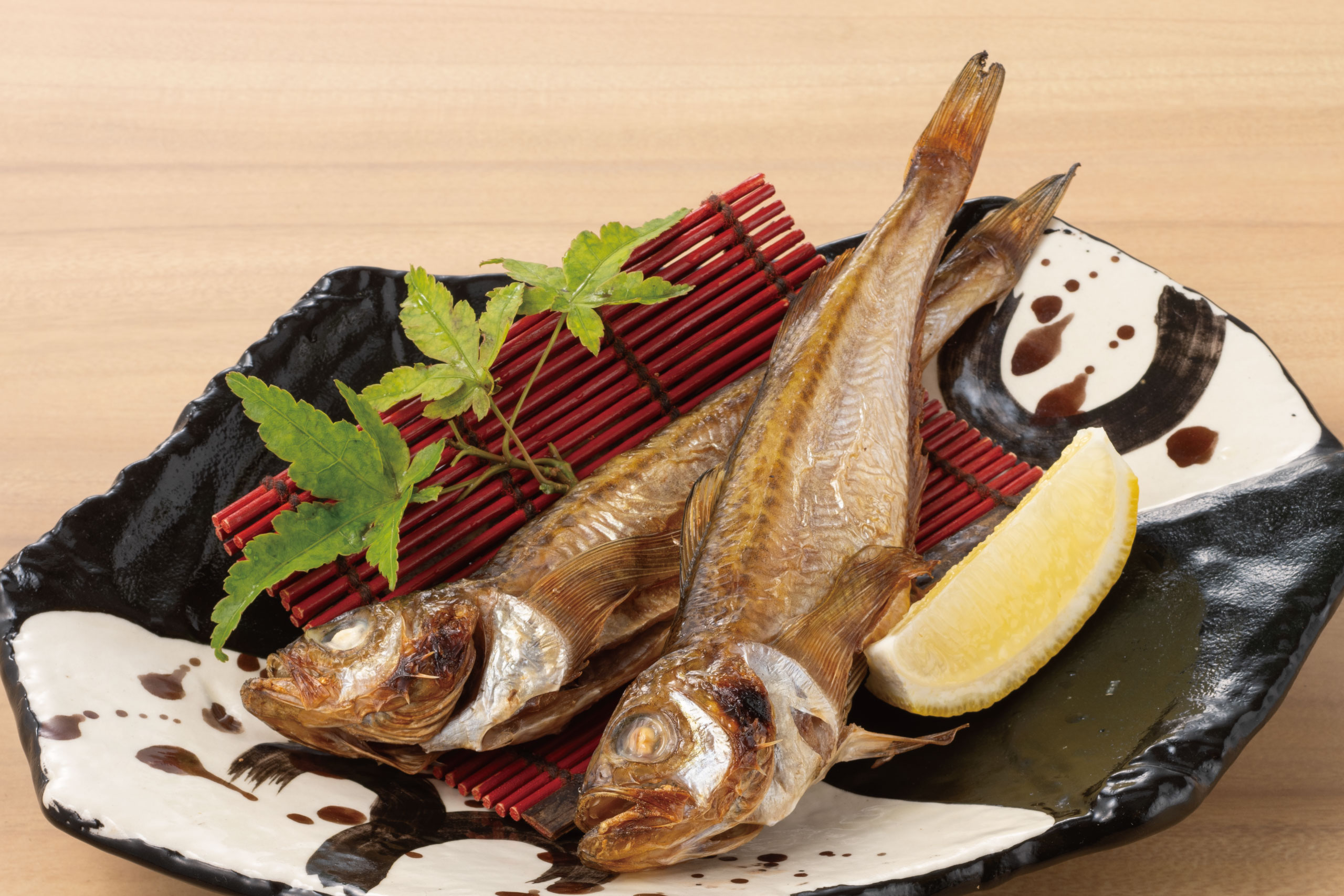 日本海庄や旬メニュー　2025年12月　海鮮　焼き物　ハタハタ塩焼き（二尾）　日本海庄や　㈱かんなん丸