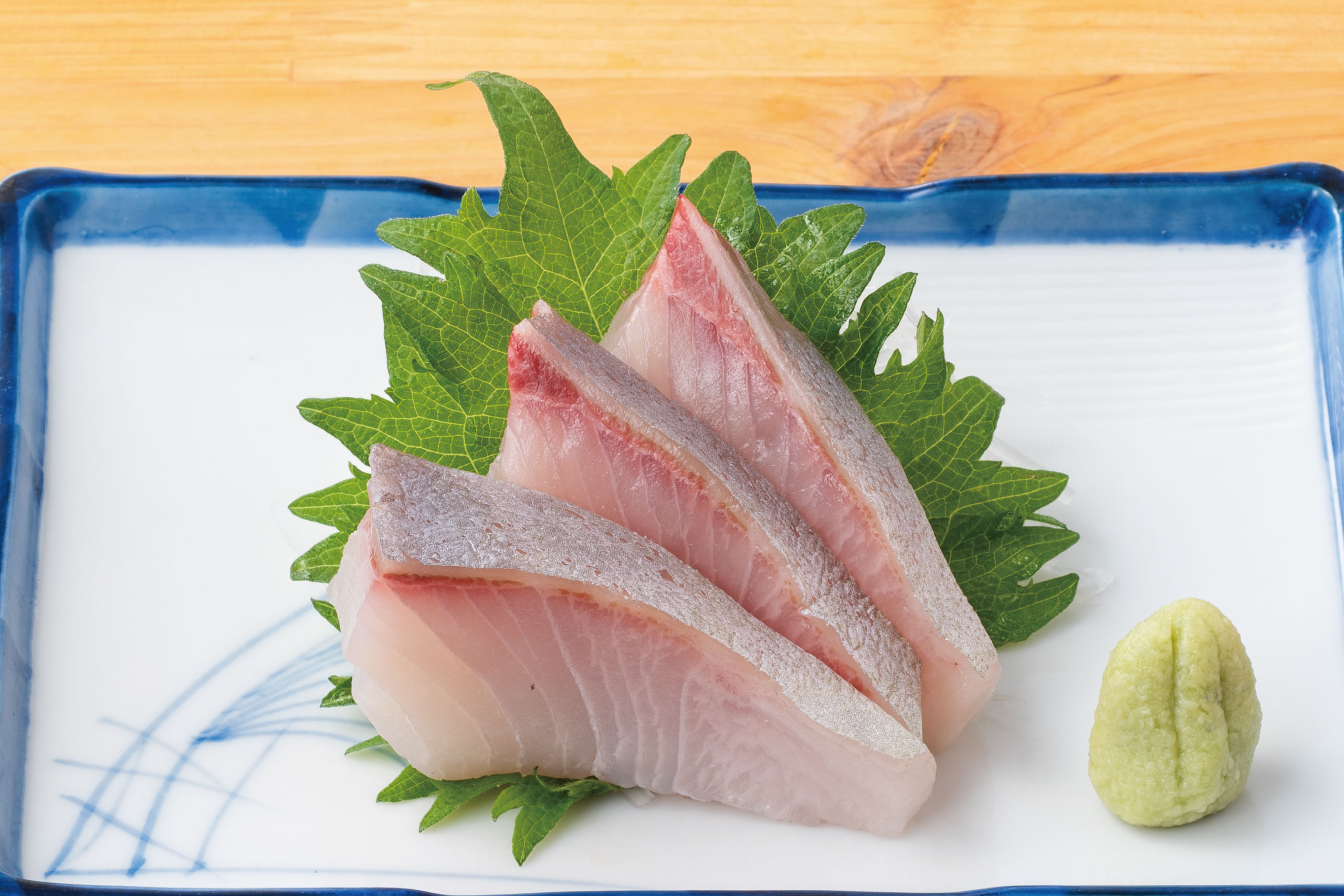 庄や旬メニュー　2026年1月　海鮮　刺身　寒鰤　刺身　庄や　㈱かんなん丸