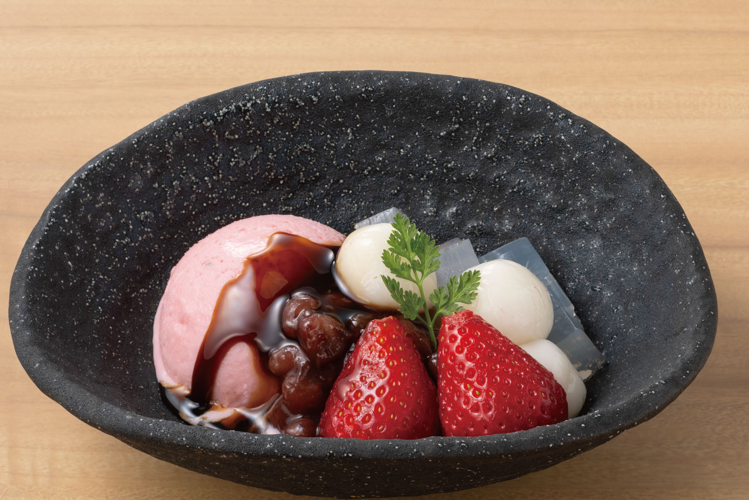 日本海庄や旬メニュー　2026年3月　甘味　桜クリームあんみつ　日本海庄や　㈱かんなん丸