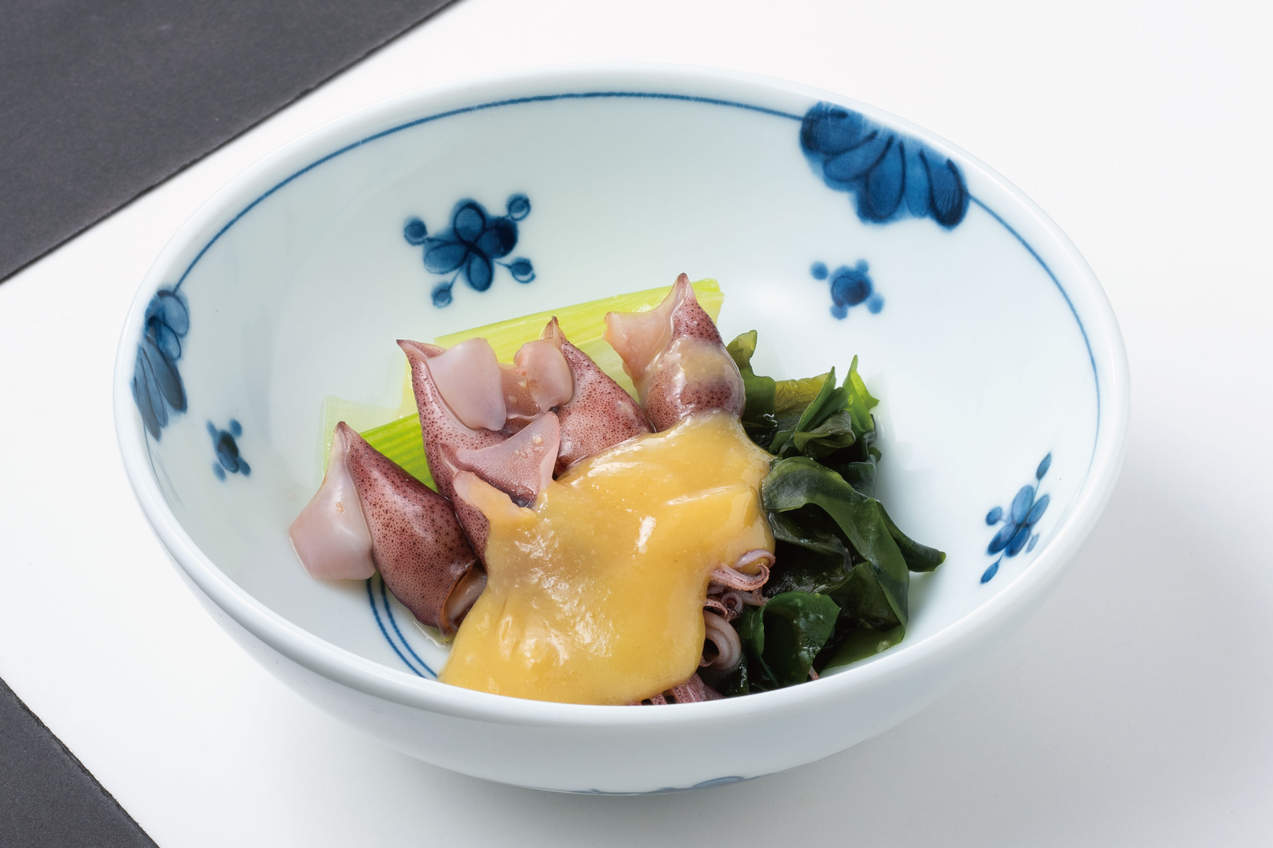 庄や旬メニュー　2026年4月　海鮮　野菜　ホタルイカとウドの酢味噌和え　庄や　㈱かんなん丸