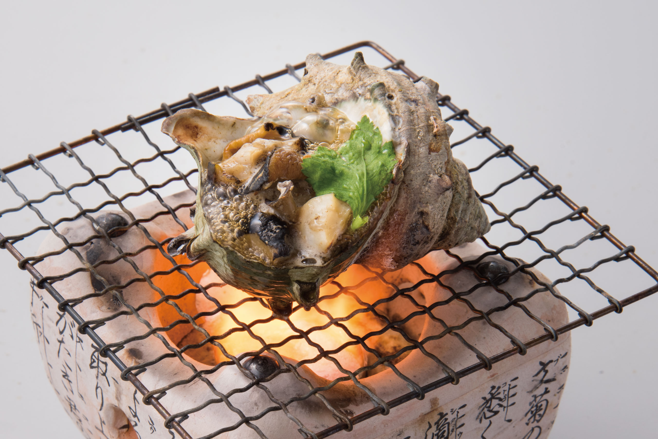 日本海庄や旬メニュー　2026年4月　海鮮　栄螺（刺身 または 壺焼き）　日本海庄や　㈱かんなん丸