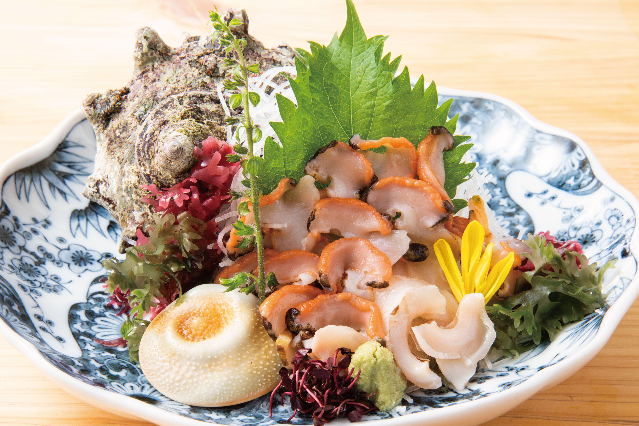 日本海庄や旬メニュー　2026年4月　海鮮　栄螺（刺身 または 壺焼き）　日本海庄や　㈱かんなん丸