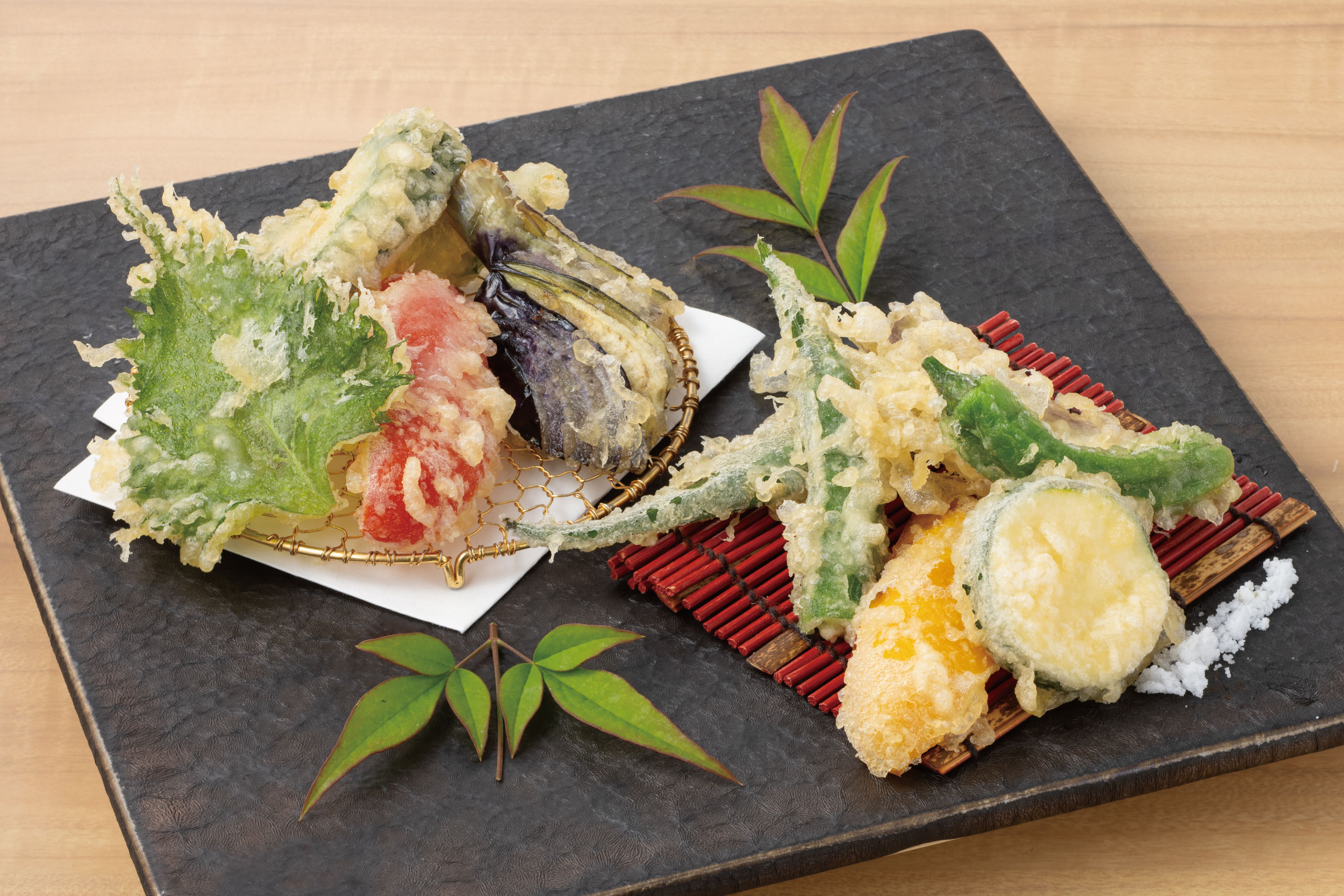 日本海庄や旬メニュー　2026年6月　野菜　揚物　季節野菜の天布羅盛り合わせ　日本海庄や　㈱かんなん丸